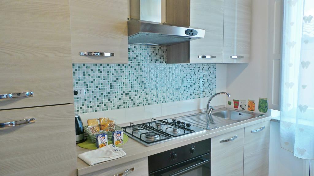 Apartament Casa Tua A Monti Rzym Zewnętrze zdjęcie